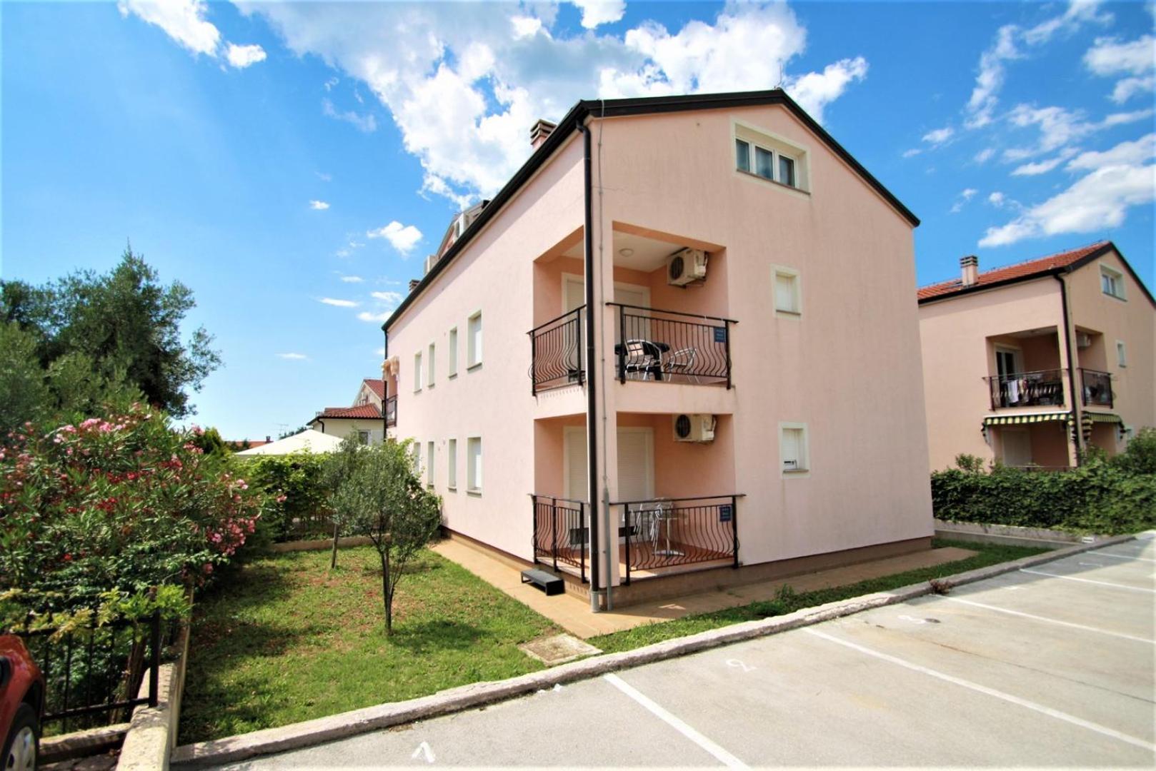 Apartment Mendikovic Poreč Extérieur photo