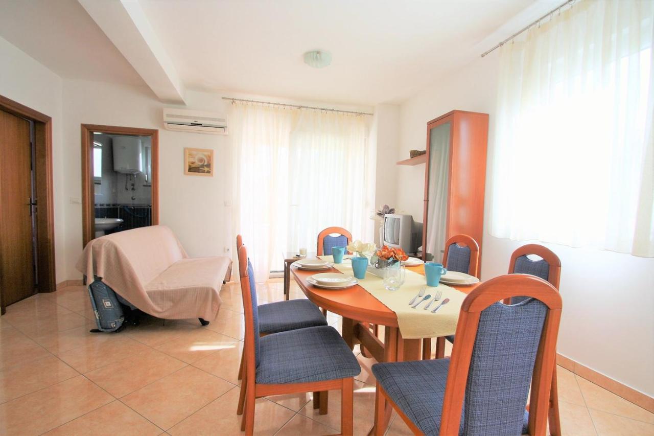 Apartment Mendikovic Poreč Extérieur photo