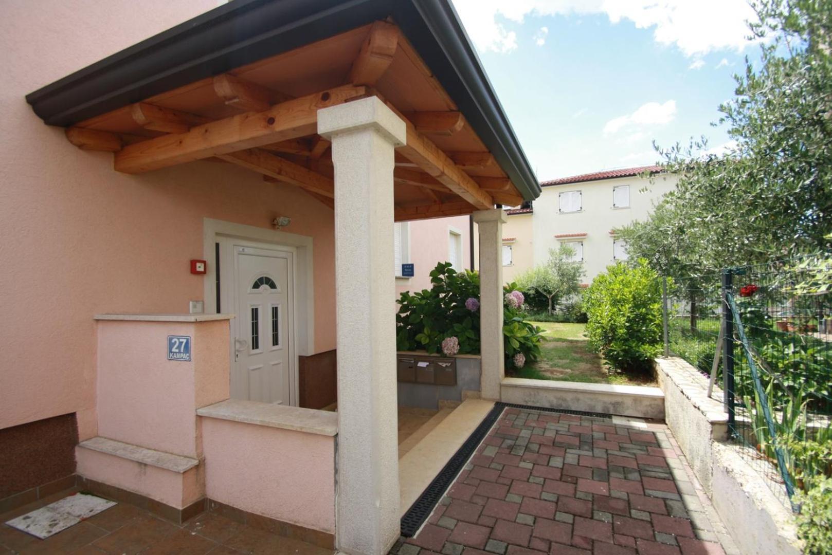 Apartment Mendikovic Poreč Extérieur photo